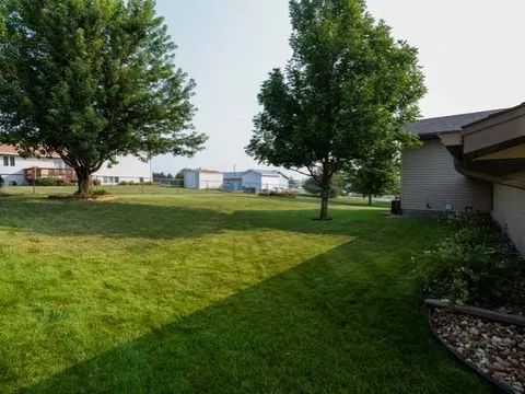 2004 Union Loop NW, Mandan, ND 58554 photo 33