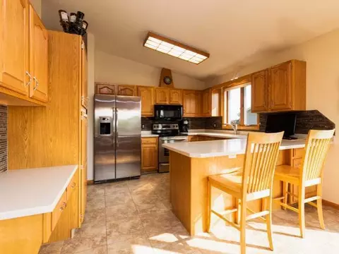 2004 Union Loop NW, Mandan, ND 58554 photo 6