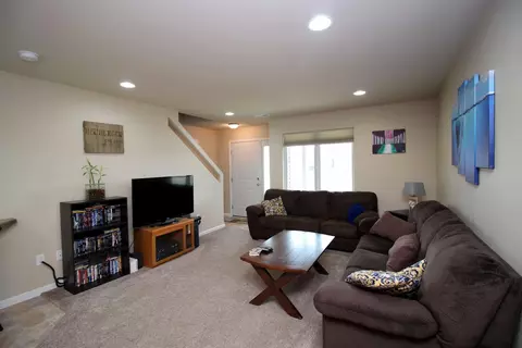 726 Compass Ln, Bismarck, ND 58504 photo 6