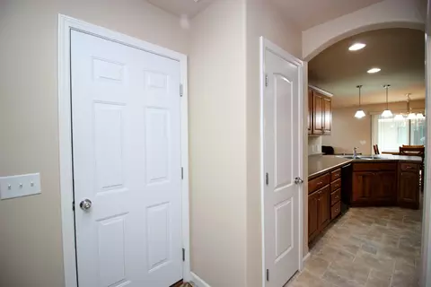 726 Compass Ln, Bismarck, ND 58504 photo 5