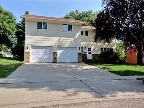 200 Estevan Dr, Bismarck, ND 58503 photo 20