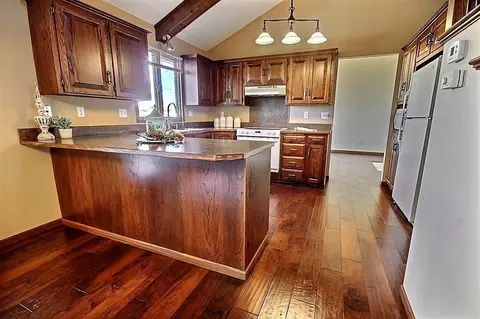 200 Estevan Dr, Bismarck, ND 58503 photo 5
