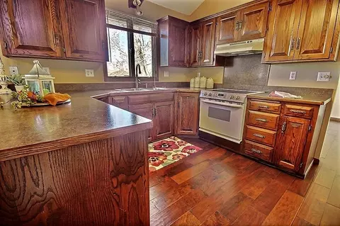 200 Estevan Dr, Bismarck, ND 58503 photo 6