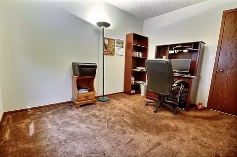 200 Estevan Dr, Bismarck, ND 58503 photo 14