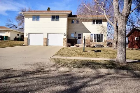 200 Estevan Dr, Bismarck, ND 58503 photo 23