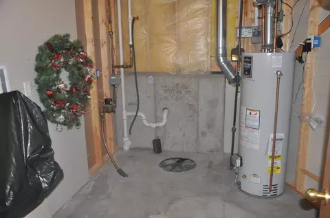 2422 Lacorte Lp Loop, Bismarck, ND 58503 photo 36