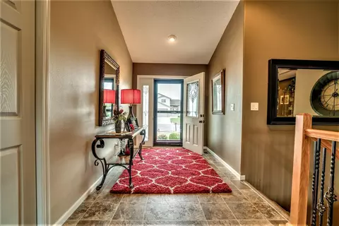 518 Cherrybrook Dr, Bismarck, ND 58503 photo 5