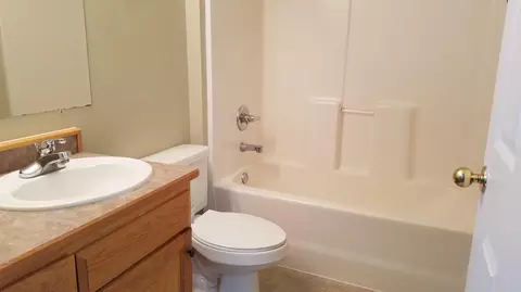 3518 Viewpoint Dr, Bismarck, ND 58503 photo 12