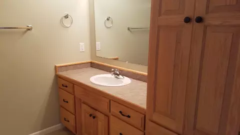 3518 Viewpoint Dr, Bismarck, ND 58503 photo 20