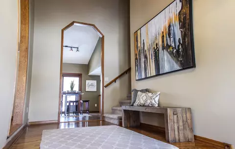 724 Juniper Dr, Bismarck, ND 58503 photo 2