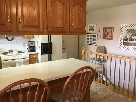 1938 E Capitol Ave, Bismarck, ND 58501 photo 6