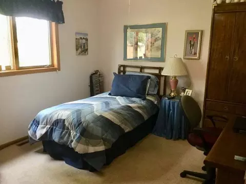 1938 E Capitol Ave, Bismarck, ND 58501 photo 10