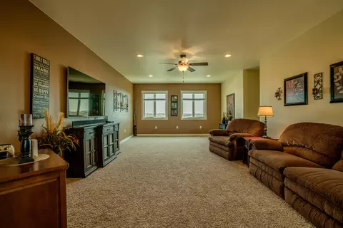 2001 Pebbleview Loop, Bismarck, ND 58503 photo 20