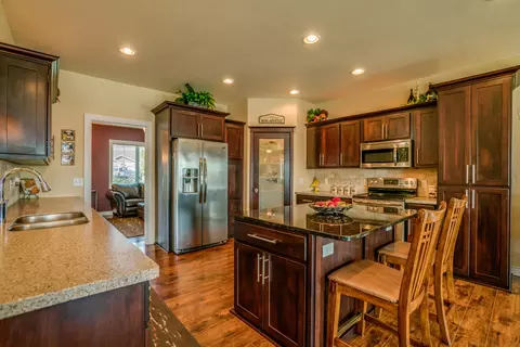2001 Pebbleview Loop, Bismarck, ND 58503 photo 6