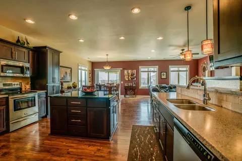 2001 Pebbleview Loop, Bismarck, ND 58503 photo 4