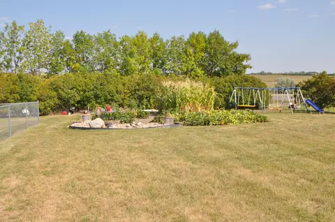 7301 Whitefox Cir, Bismarck, ND 58503 photo 21