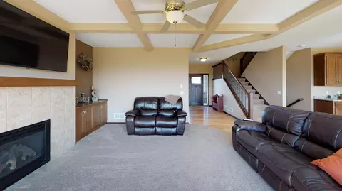 3904 Valley Dr, Bismarck, ND 58503 photo 6