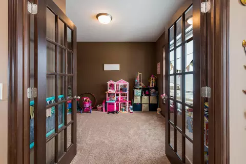 3904 Valley Dr, Bismarck, ND 58503 photo 11