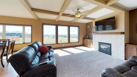 3904 Valley Dr, Bismarck, ND 58503 photo 8