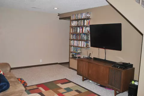 703 N 28th St, Bismarck, ND 58501 photo 18