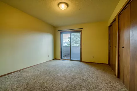 457 E Brandon Dr, Bismarck, ND 58503 photo 5