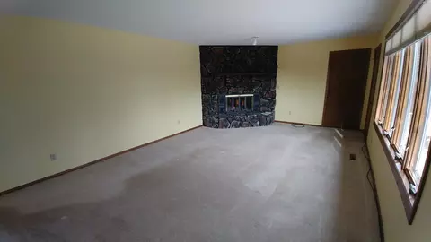910 N 33rd St, Bismarck, ND 58501 photo 3