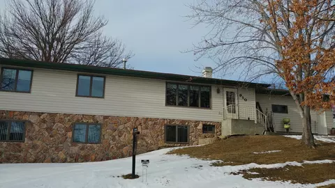 910 N 33rd St, Bismarck, ND 58501 photo 15