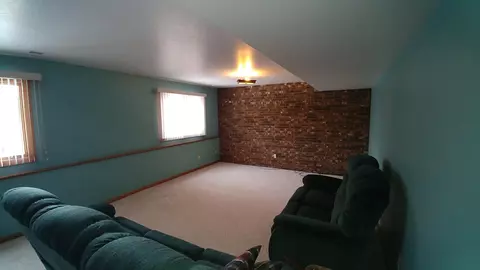 910 N 33rd St, Bismarck, ND 58501 photo 5