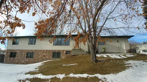 910 N 33rd St, Bismarck, ND 58501 photo 16