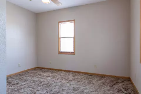 200 8th Ave SW, Mandan, ND 58554 photo 8
