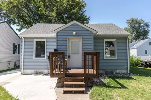 822 N 13th St, Bismarck, ND 58501 photo 1