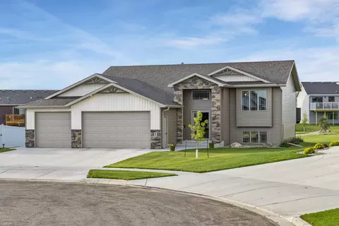 507 Pumice Loop, Bismarck, ND 58503 photo 1