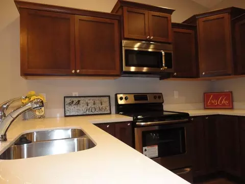 309 Will Ct SE, Mandan, ND 58554 photo 5