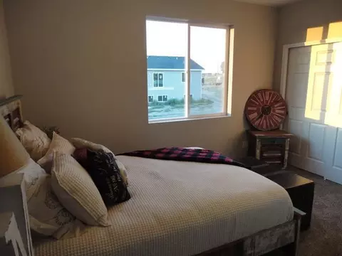 309 Will Ct SE, Mandan, ND 58554 photo 9
