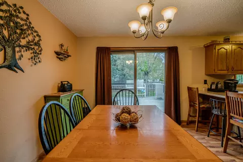 1201 Johns Dr NE, Mandan, ND 58554 photo 7