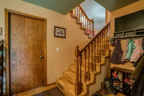 1201 Johns Dr NE, Mandan, ND 58554 photo 21
