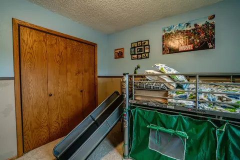 1201 Johns Dr NE, Mandan, ND 58554 photo 17