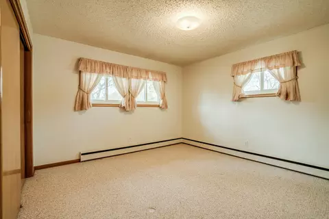 1324 N 18th St, Bismarck, ND 58501 photo 7