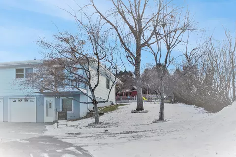 2105 E Boulevard Ave, Bismarck, ND 58501 photo 1