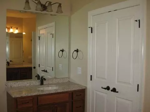3832 Poseidon Loop, Bismarck, ND 58504 photo 17