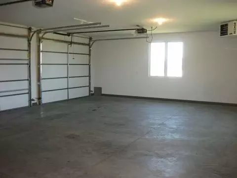 3832 Poseidon Loop, Bismarck, ND 58504 photo 25