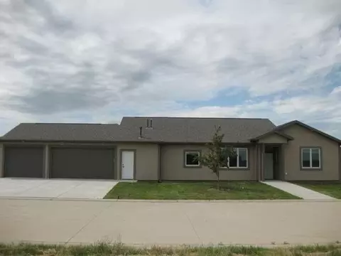 3832 Poseidon Loop, Bismarck, ND 58504 photo 1