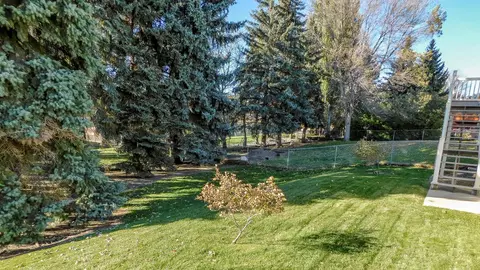 2410 Stevens St, Bismarck, ND 58503 photo 20