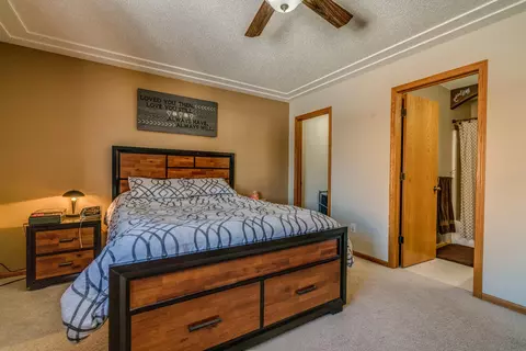 2312 3rd St S, Bismarck, ND 58504 photo 14