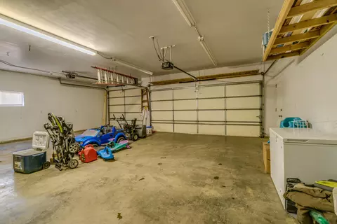 2312 3rd St S, Bismarck, ND 58504 photo 31