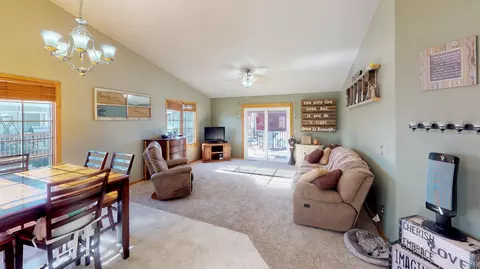 2312 3rd St S, Bismarck, ND 58504 photo 8