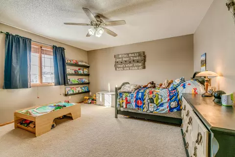 2312 3rd St S, Bismarck, ND 58504 photo 18