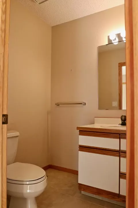 431 Brandon Dr E # C, Bismarck, ND 58503 photo 22