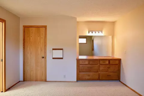 431 Brandon Dr E # C, Bismarck, ND 58503 photo 11