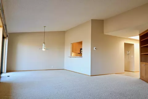 431 Brandon Dr E # C, Bismarck, ND 58503 photo 7